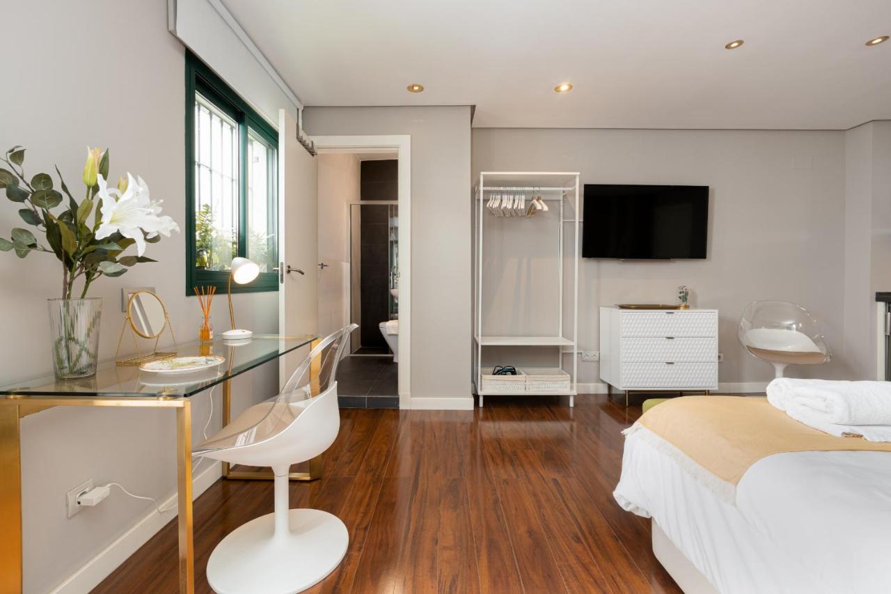 Appartement C30 Deluxe Studio With Terrace Into Cathedral Square Málaga